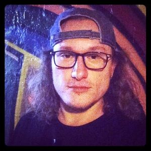 Meet your Posher, Bobby